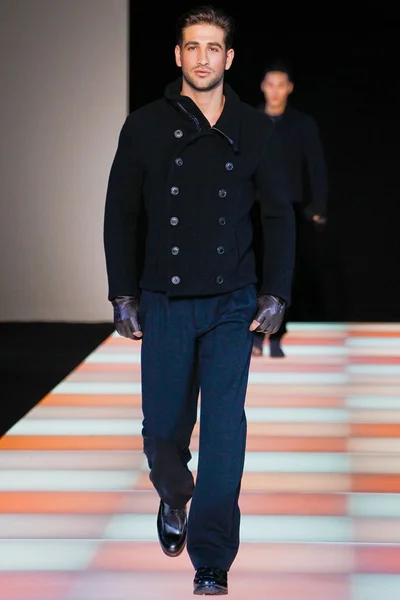 Look 11